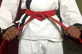 Female Karate Players: Female karate players accused the state president of molestation…complaint to the collector