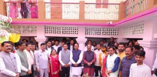 मुख्यमंत्री श्री विष्णुदेव साय उद्योग मंत्री श्री लखन लाल देवांगन के परिवार के वैवाहिक कार्यक्रम में शामिल होकर दी शुभकामनाएं , उप मुख्यमंत्री श्री साव और वित्त मंत्री श्री चौधरी भी हुए शामिल