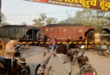 कोरबा में सुबह-सुबह थमा शहर—SPM परिसर के पास मालगाड़ी से घंटों जाम, आमजन त्रस्त