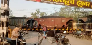 कोरबा में सुबह-सुबह थमा शहर—SPM परिसर के पास मालगाड़ी से घंटों जाम, आमजन त्रस्त
