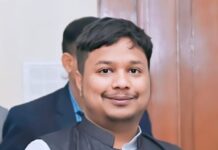 बालकों के मालिक अनिल अग्रवाल, सीईओ राजेश कुमार सहित अन्य के ऊपर हो अपराध दर्ज, हजारों मजदूरों के जीवन से कर रहे है खिलवाड़ : बद्री अग्रवाल