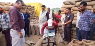 धान खरीदी के बीच दूसरे राज्यों से धान लाने वालों पर कसा शिकंजा, 25 हजार MT माल जब्त