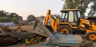 गुटीय तनाव के बाद पुलिस विभाग में कार्रवाई, थाना प्रभारी लाइन अटैच