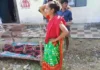 स्वास्थ्य व्यवस्था पर सवाल: इलाज के अभाव में मौत, खाट पर शव ढोने को मजबूर हुआ परिवार