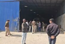 सुरक्षा में लापरवाही बनी मौत की वजह? कोल्ड स्टोरेज हादसे के बाद ग्रामीणों का फूटा गुस्सा