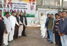 जहां BJP भूल गई लौह पुरुष को, वहां कांग्रेस ने निभाया सम्मान—पूर्व मंत्री जय सिंह ने कार्यकर्ताओं संग सरदार पटेल को किया नमन