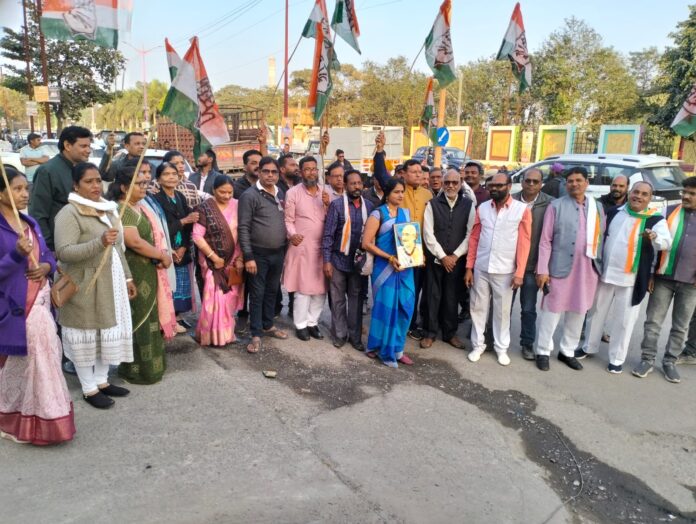 b321db42-a8bc-49a0-b373-269747df2208