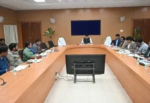 कलेक्टर का सख्त निर्देश: समय पर कार्यालय पहुंचकर ऑनलाइन बायोमेट्रिक हाजिरी करे दर्ज