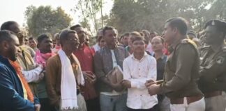 महिला तस्करी के शक ने बढ़ाया तनाव, वीडियो कॉल से खुली असलियत