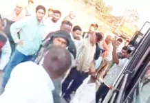 शीर्षक: ड्यूटी से लौट रहे एसईसीएल कर्मियों की बस रोकी, दिनदहाड़े मारपीट से मचा हड़कंप