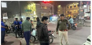 कोरबा में ट्रैफिक नियम तोड़ने वालों पर पुलिस का शिकंजा, एएसपी–सीएसपी ने सड़क पर उतरकर संभाली कमान