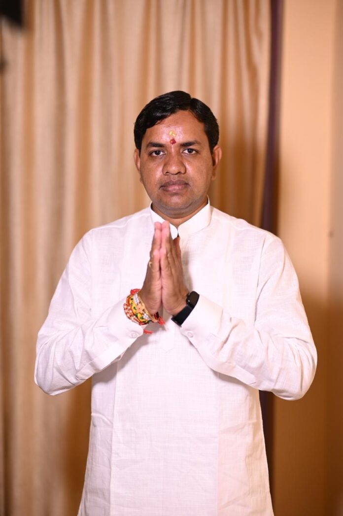 4adc2889-173e-4aaa-8c1d-8a6778942b5d