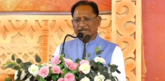 शीर्षक: दामाखेड़ा संत समागम में शामिल हुए मुख्यमंत्री साय, 75 लाख की सहायता राशि की घोषणा