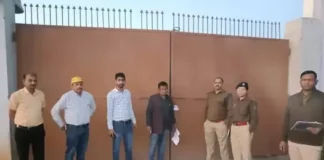 बरबसपुर में संदिग्ध स्क्रैप कारोबार पर पुलिस की रेड, बड़ी मात्रा में सामान जब्त