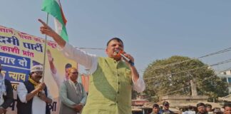 चंदौली में संजय सिंह का केंद्र और यूपी सरकार पर हमला, कई मुद्दों पर उठाए सवाल