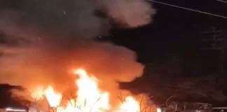 रायपुर में चलती बोलेरो में लगी आग, लगातार घटनाओं से लोगों में चिंता