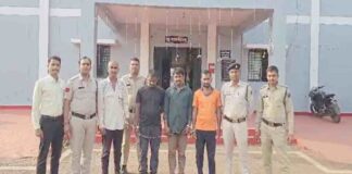 EMI के दबाव में ‘खुद का ही ट्रक’ पार: 900 कट्टा धान कांड का खुलासा, चार गिरफ्तार