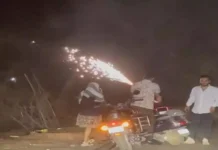 बीच सड़क बर्थडे पार्टी पड़ी भारी, चार युवक-युवतियां हिरासत में, वाहन जब्त