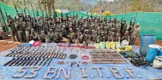 नारायणपुर में सुरक्षाबलों की बड़ी कामयाबी, नक्सलियों का हथियारों का जखीरा बरामद