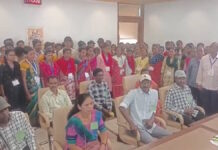 मुख्यधारा की ओर कदम: 120 पूर्व नक्सली पहुंचे विधानसभा, लोकतंत्र की कार्यवाही देखी