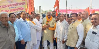 भक्त माता कर्मा जयंती पर कोरबा में निकली भव्य शोभा यात्रा, पूर्व मंत्री जयसिंह अग्रवाल ने दिखाई हरी झंडी