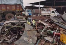 कबाड़ कारोबार पर पुलिस की बड़ी कार्रवाई, 9 संचालकों पर केस, 60 टन स्क्रैप जब्त