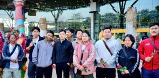 खेलो इंडिया ट्राइबल गेम्स के लिए खिलाड़ियों का आगमन शुरू, रायपुर में हुआ पारंपरिक स्वागत