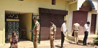 दिनदहाड़े फायरिंग: रिटायर्ड फौजी ने युवक को मारी गोली, दो आरोपी गिरफ्तार