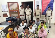 आरपीएफ की बड़ी कार्रवाई: ट्रेन में अवैध वसूली करने वाले 12 किन्नर पकड़े गए