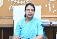 ईंधन को लेकर अफवाहों पर कलेक्टर का संदेश: जिले में पेट्रोल-डीजल और गैस की पर्याप्त उपलब्धता