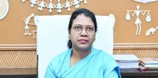 ईंधन को लेकर अफवाहों पर कलेक्टर का संदेश: जिले में पेट्रोल-डीजल और गैस की पर्याप्त उपलब्धता