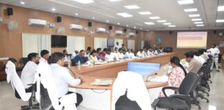 डीएमएफ और विभागीय योजनाओं के कार्यों में तेजी लाने के निर्देश