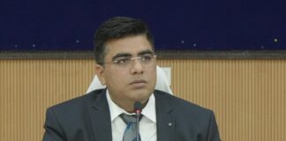 कलेक्टर कुणाल दुदावत ने दिए निर्देश -कोरबा में राजस्व पखवाड़ा होगा अधिक प्रभावी, सभी प्रकरणों के गुणवत्तापूर्ण निराकरण पर जोर