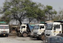 अवैध रेत कारोबार पर प्रशासन की बड़ी कार्रवाई देर रात दबिश देकर 14 हाईवा जब्त, खनिज अधिनियम के तहत केस दर्ज