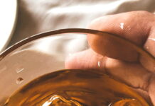 होली के जश्न में शर्मनाक हरकत: युवक ने कोल्ड ड्रिंक में शराब मिलाकर तीन बच्चों को पिलाई, अस्पताल में भर्ती