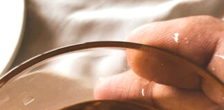 होली के जश्न में शर्मनाक हरकत: युवक ने कोल्ड ड्रिंक में शराब मिलाकर तीन बच्चों को पिलाई, अस्पताल में भर्ती