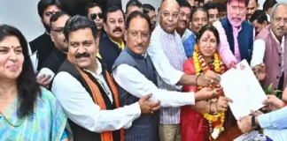 राज्यसभा चुनाव: भाजपा की लक्ष्मी वर्मा और कांग्रेस की फूलो देवी नेताम ने भरा नामांकन