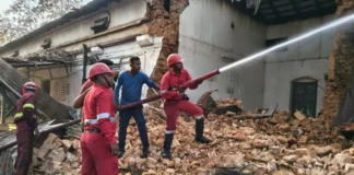 बलौदाबाजार की ऐतिहासिक तहसील भवन में तड़के भीषण आग, रिकॉर्ड रूम के अहम दस्तावेज समय रहते बचाए गए