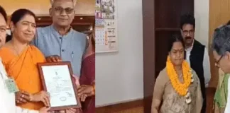 छत्तीसगढ़ से राज्यसभा के लिए दो सांसद निर्विरोध निर्वाचित भाजपा की लक्ष्मी वर्मा और कांग्रेस की फूलोदेवी नेताम को मिला जीत का प्रमाण पत्र