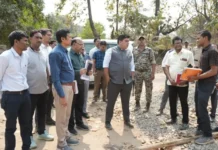 DMF कार्यों की धीमी रफ्तार पर कलेक्टर सख्त, लापरवाही पर ठेकेदार को नोटिस के निर्देश