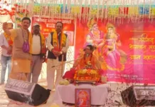 कथावाचक ने विधानसभा के बाहर दी आत्मदाह की चेतावनी, मंत्री पर 15 लाख रुपये नहीं देने का आरोप