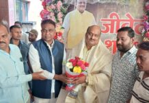 स्वर्ण सिटी स्थित निज निवास पर पूर्व मंत्री जयसिंह अग्रवाल का भव्य जन्मदिवस समारोह सम्पन्न