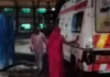 गंभीर घायल मरीज के परिजन से ड्राइवर ने साफ कराई एंबुलेंस, जबरन वसूले पैसे