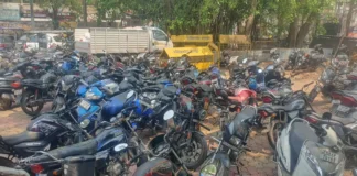 ड्रंक-ड्राइविंग पर सख्ती: 4 घंटे में 121 चालकों पर कार्रवाई, पुलिस ने दी सख्त चेतावनी