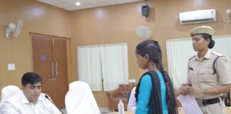 जनदर्शन में कलेक्टर कुणाल दुदावत ने सुनी आमजन की समस्याएं