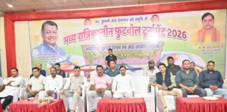 कोरबा में खेल प्रतिभाओं को मिला नया मंच — स्व. तुलसीराम देवांगन स्मृति रात्रिकालीन राज्य स्तरीय फुटबॉल प्रतियोगिता का भव्य समापन