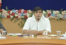 खराब हैंडपंपों की त्वरित मरम्मत एवं सार्वजनिक स्थानों में प्याऊ की व्यवस्था के निर्देश