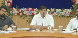 खराब हैंडपंपों की त्वरित मरम्मत एवं सार्वजनिक स्थानों में प्याऊ की व्यवस्था के निर्देश