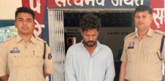 कोरबा में बवाल: पोस्टमार्टम में देरी पर सरपंच की मारपीट, घायल बुजुर्ग कर्मचारी की मौत के बाद हत्या का मामला दर्ज