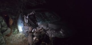 भीषण हादसा: आमने-सामने भिड़ीं दो कारें, 6 की मौत, 3 गंभीर घायल